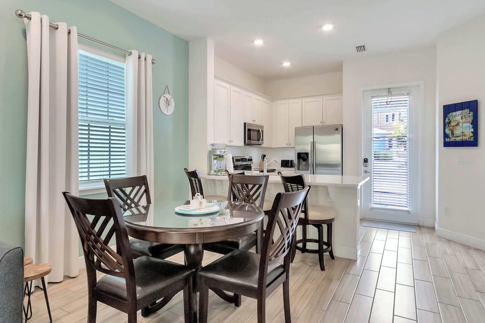 Dining table with seating for 4