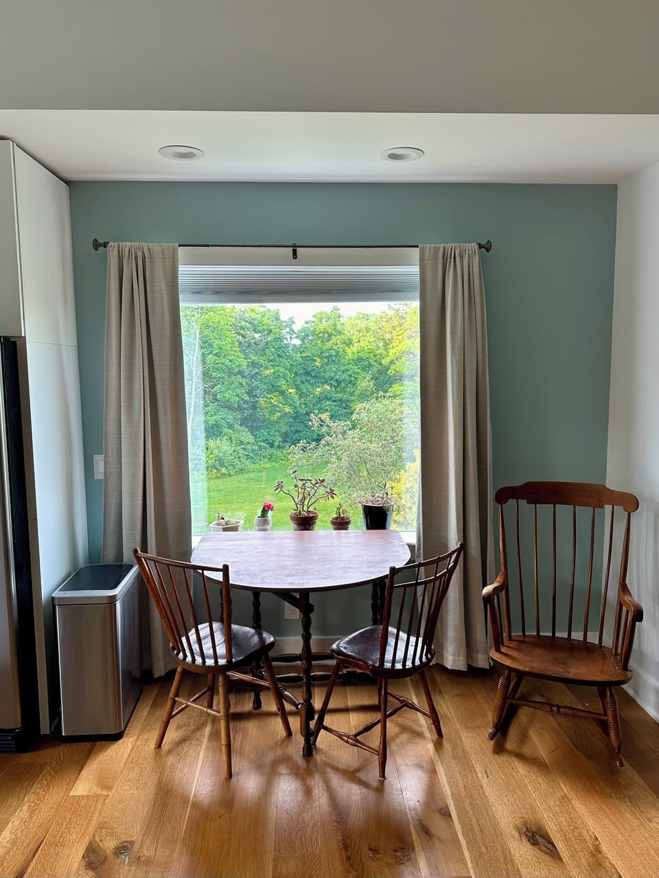 Dining area in studio apartment.