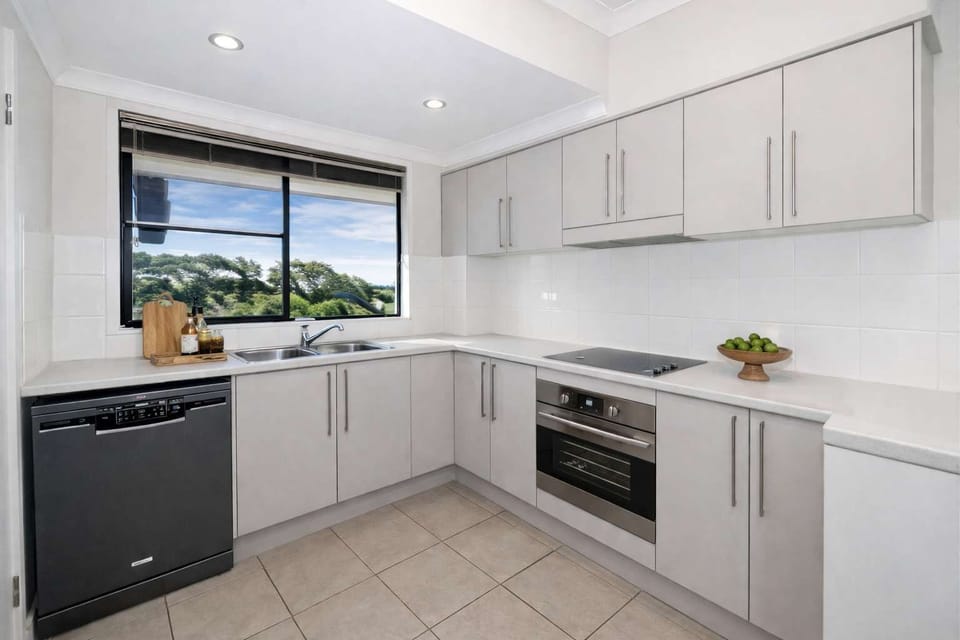 Fully Equipped Modern Kitchen