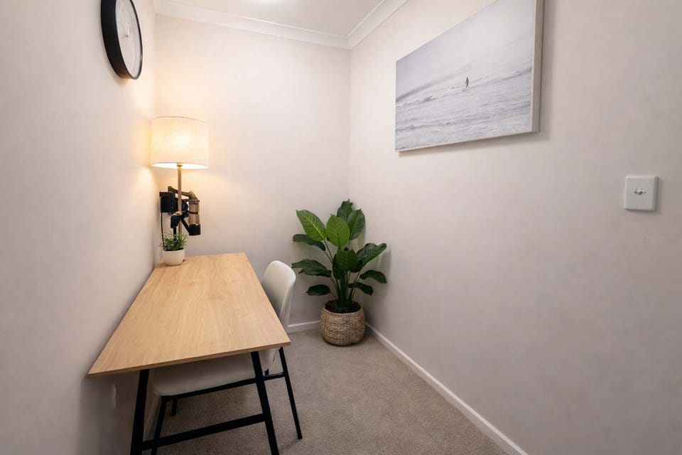 Dedicated Workspace – Quiet & Comfortable