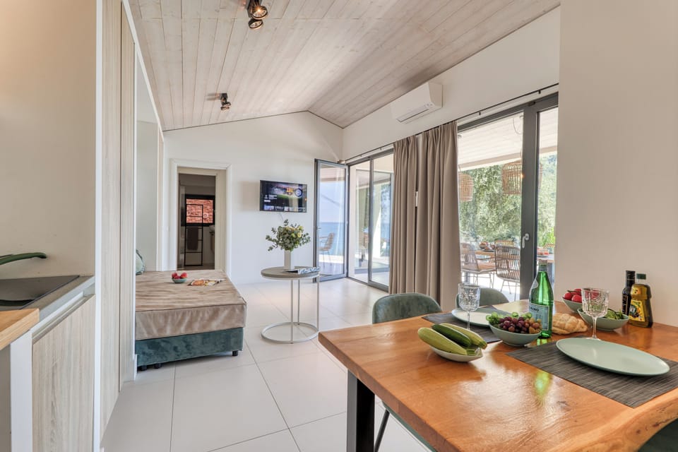 Living and dining room