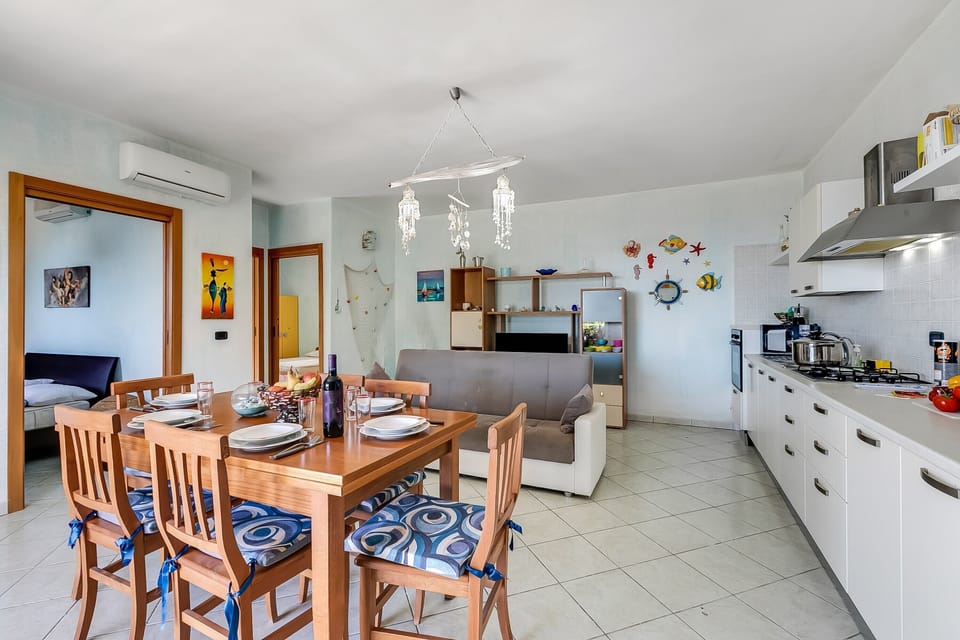 Kitchen and dining area