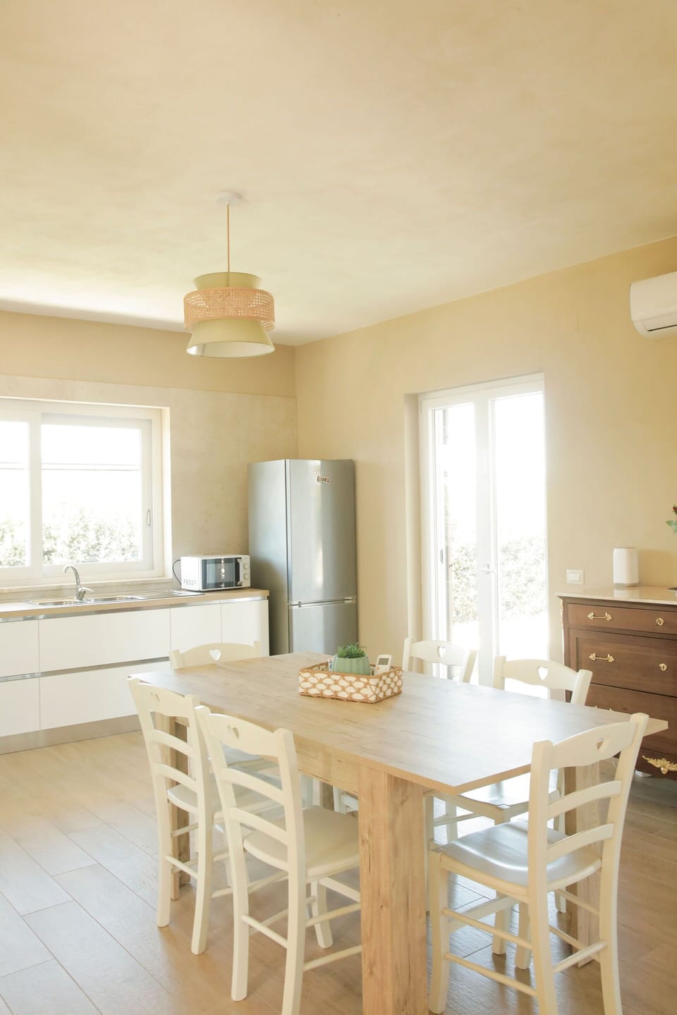 Furniture, Flooring, Interior Design, Floor, Wood, Table, Chair, Kitchen & Dining Room Table, Dining Room, Ceiling