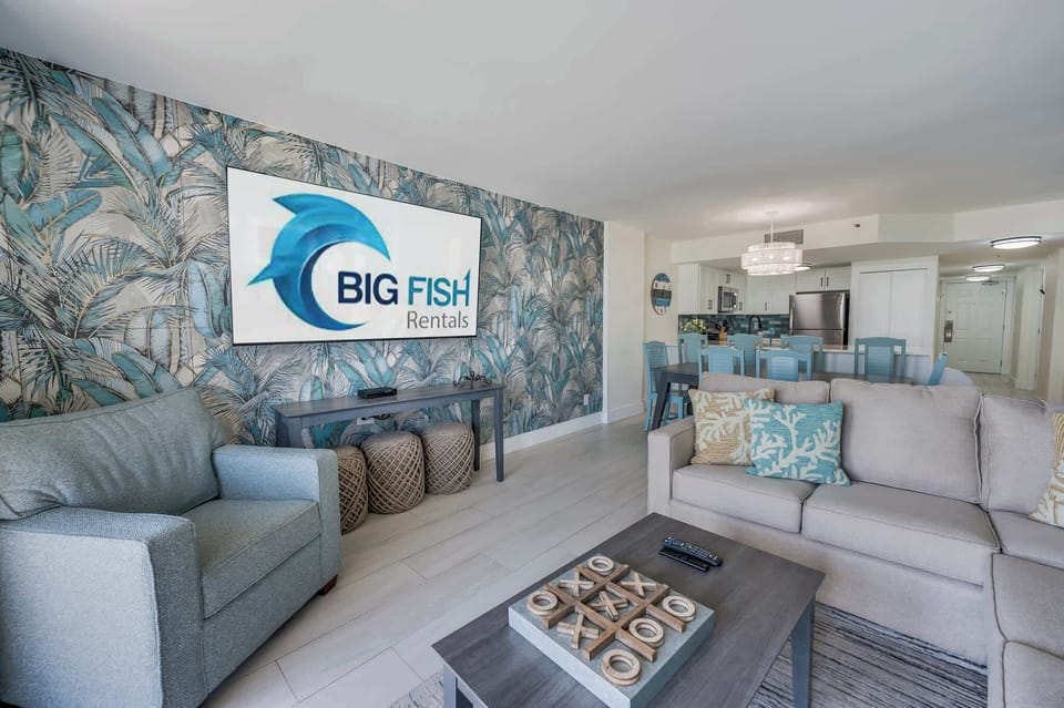 Amazing Living Room, Beautifully Decorated with Stunning Views🌊☀️
