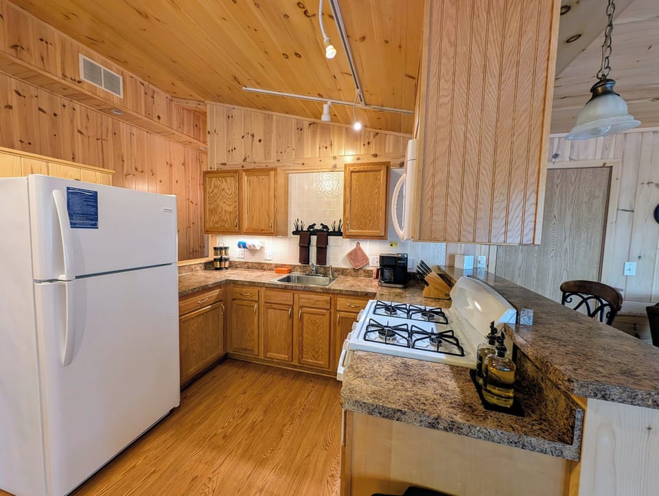 Full Kitchen