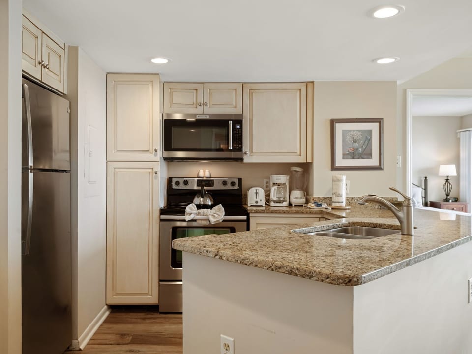Full Kitchen