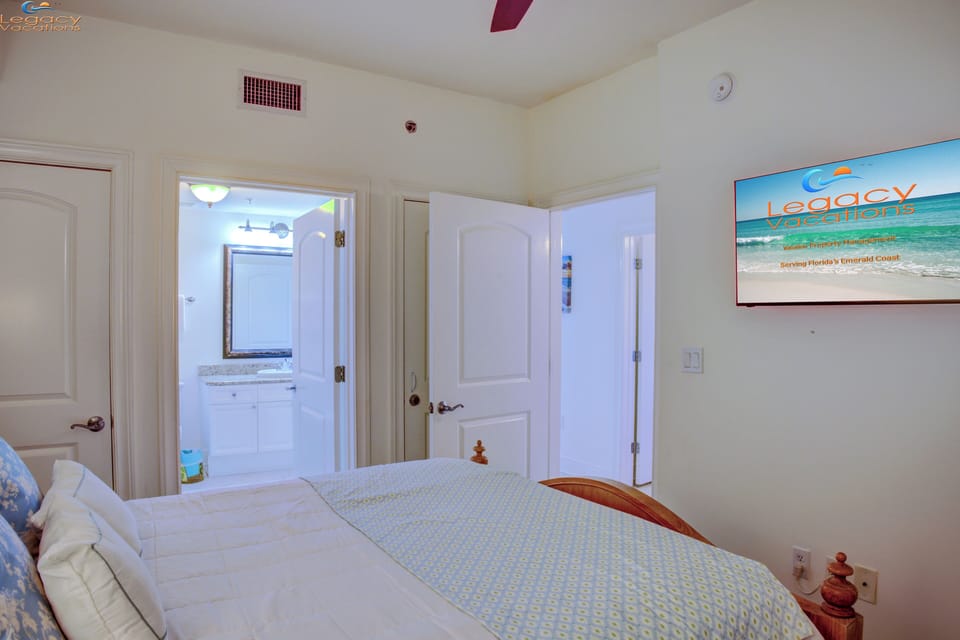 Azure #410 Bedroom #2 - Queen Bed