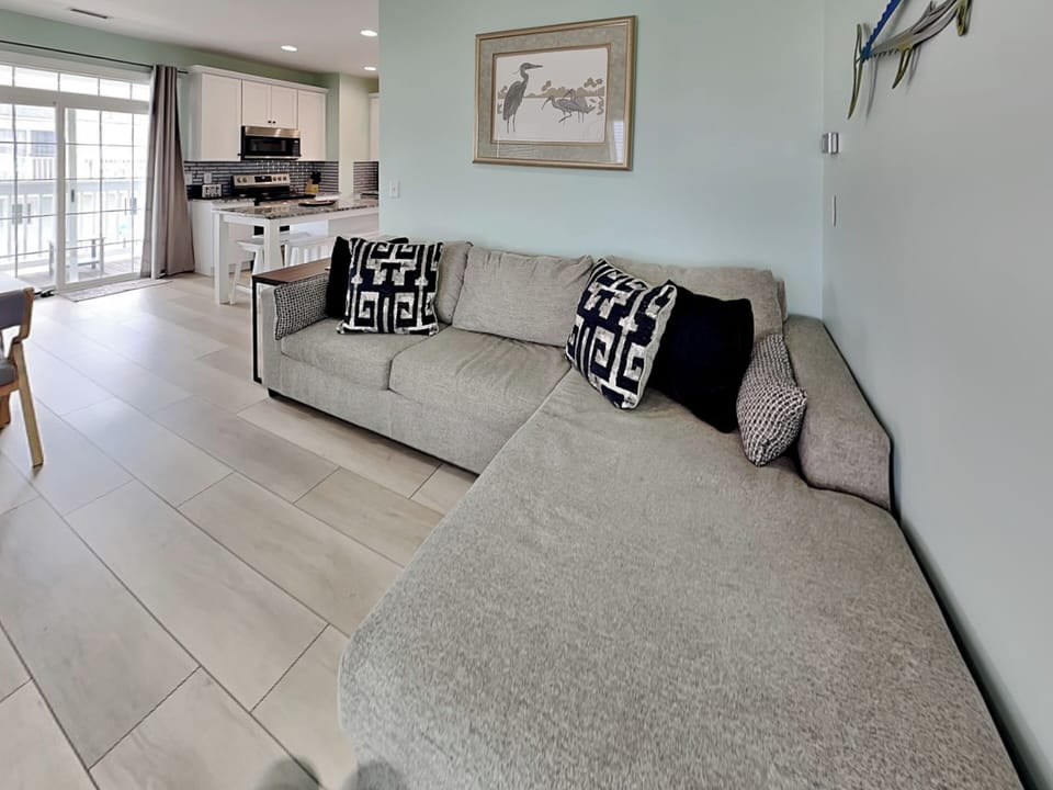 Open and Inviting Floor Plan