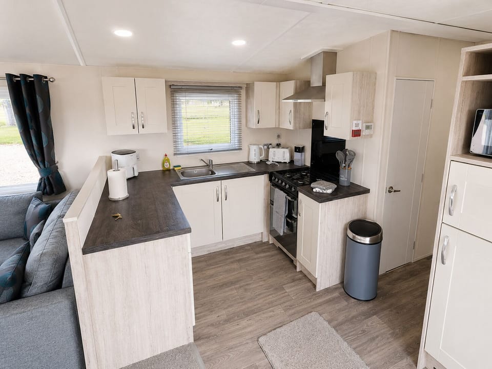 Modern Kitchen with Ample Worktop Space