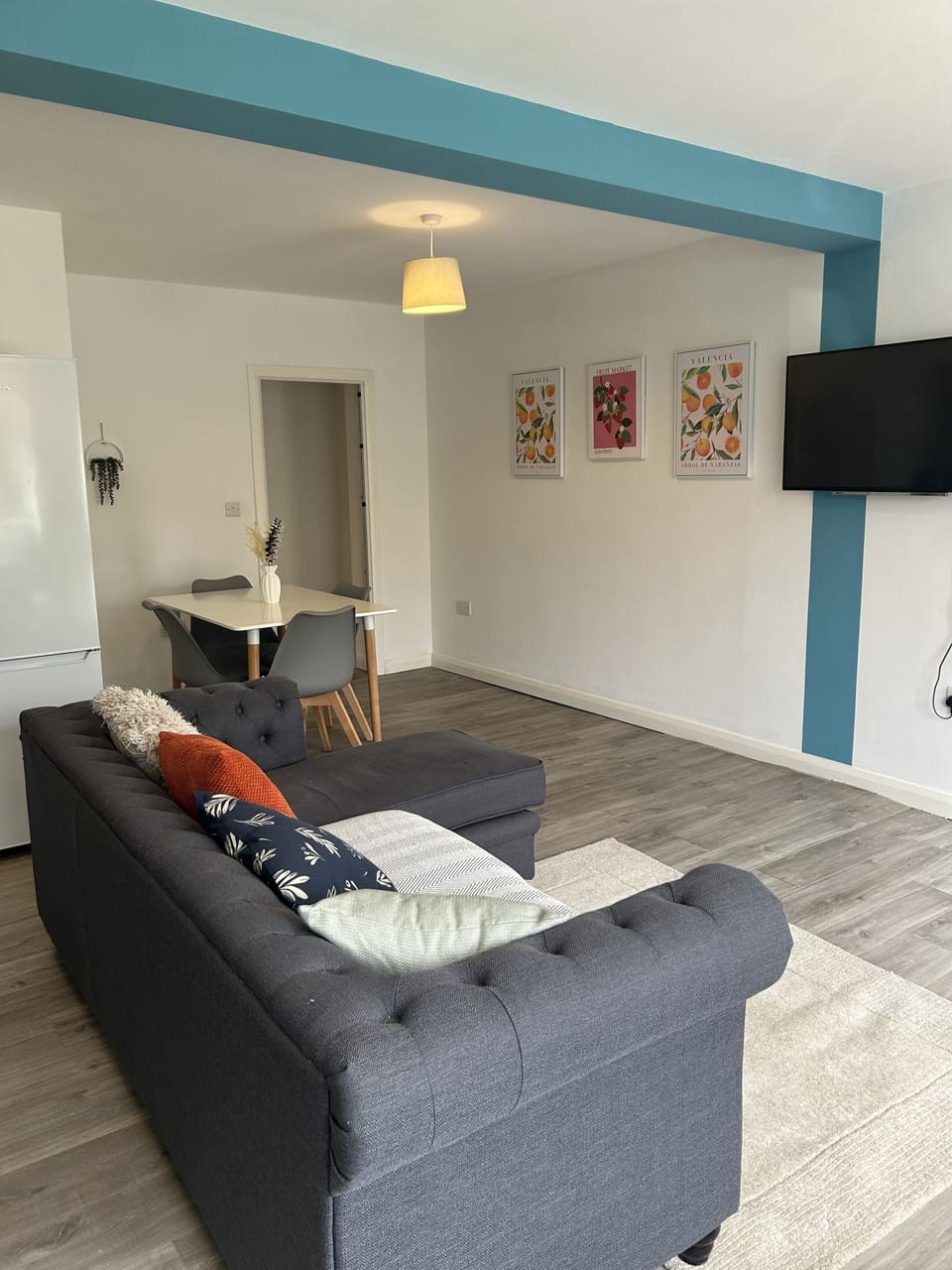 Living Room / Lounge