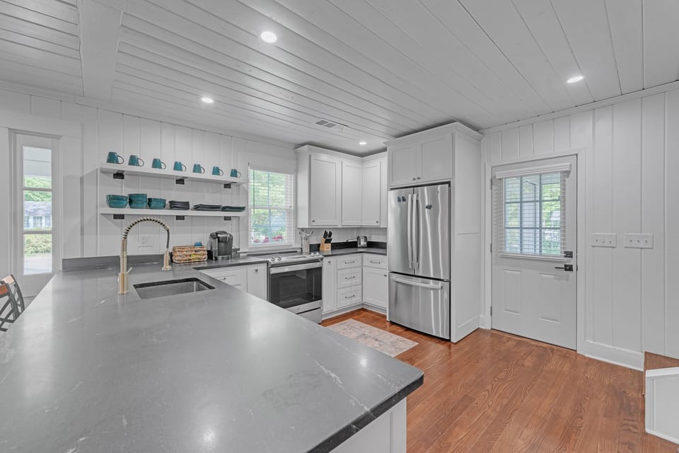 Indoors, Floor, Kitchen, Flooring, Sink