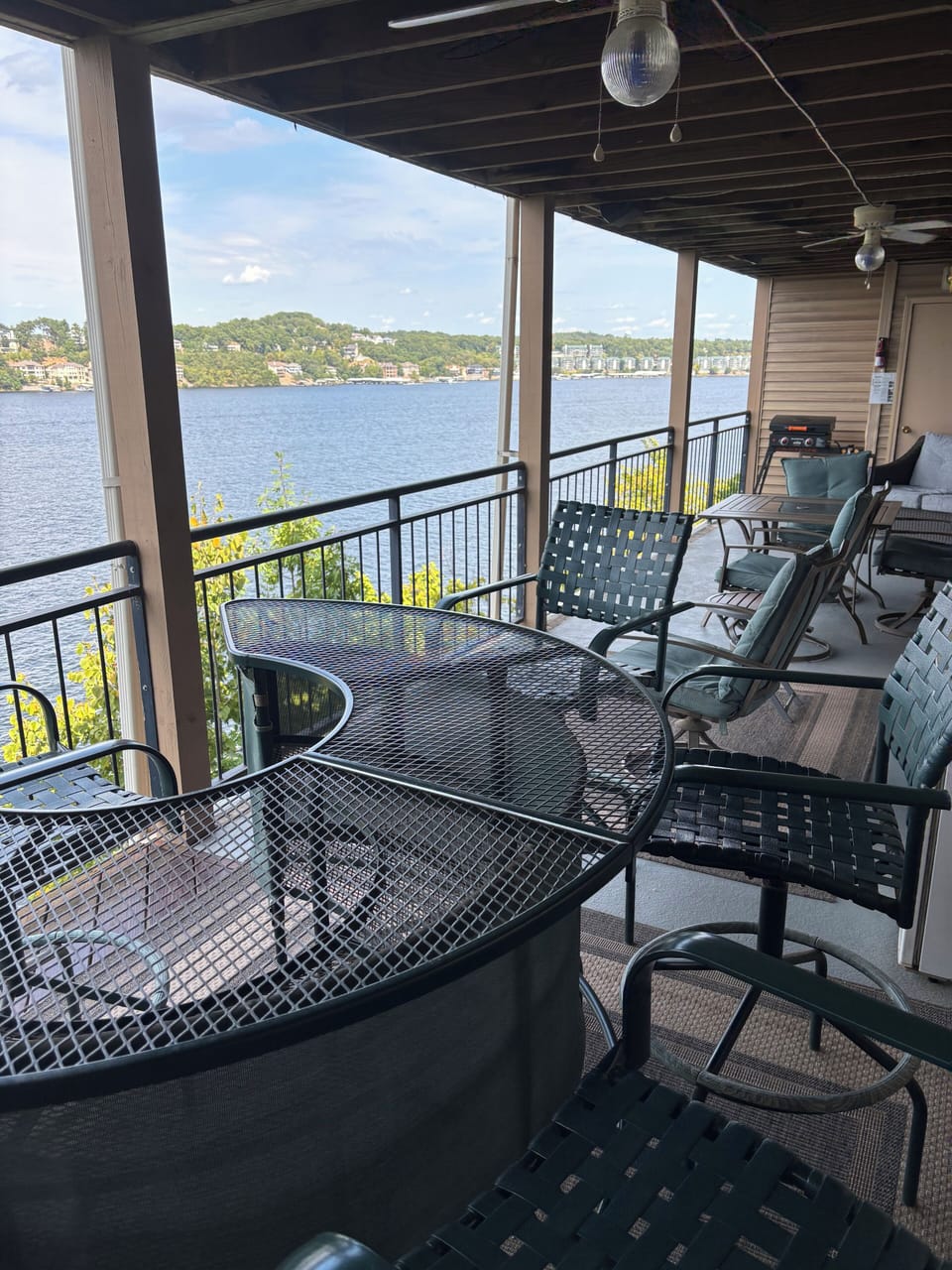 400 square foot deck overlooking main channel