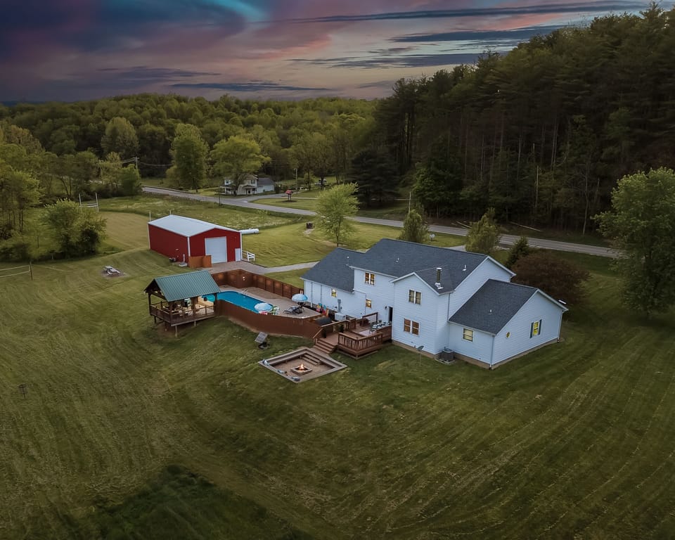 A private 10-acre escape just ten minutes from the heart of Hocking Hills.