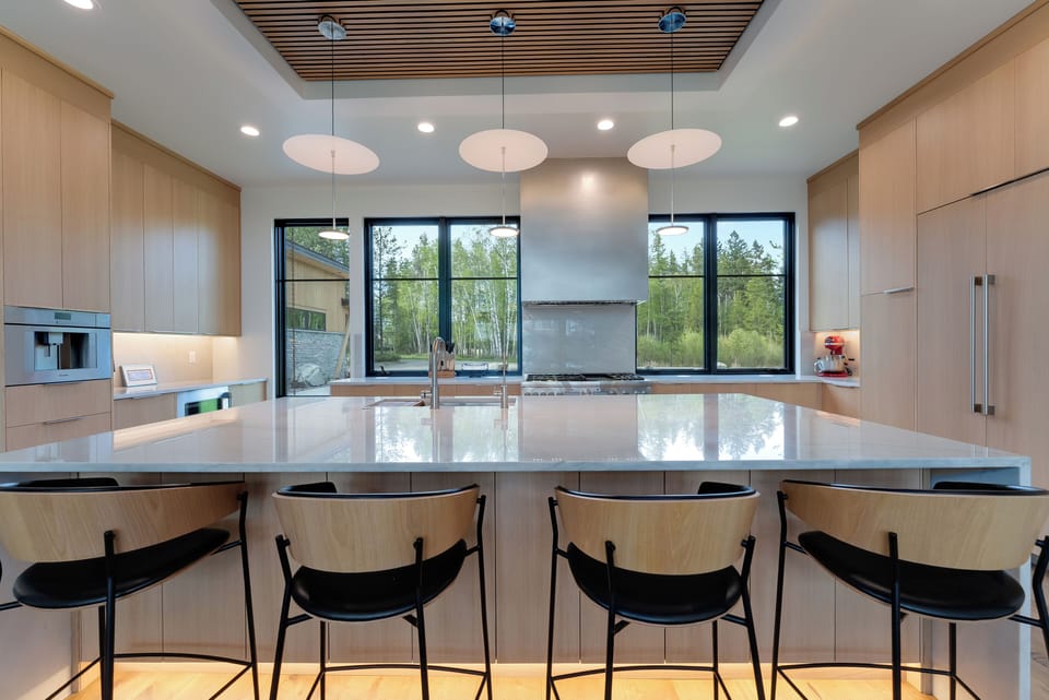 Bar Seating for Four People | Main Level