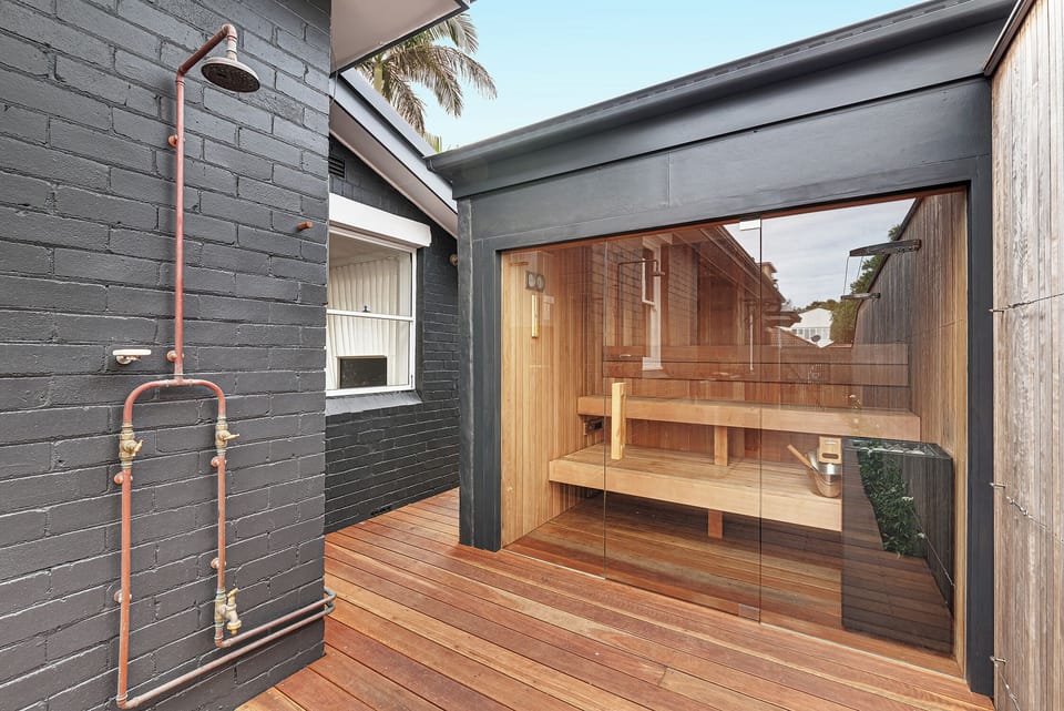 Dry sauna