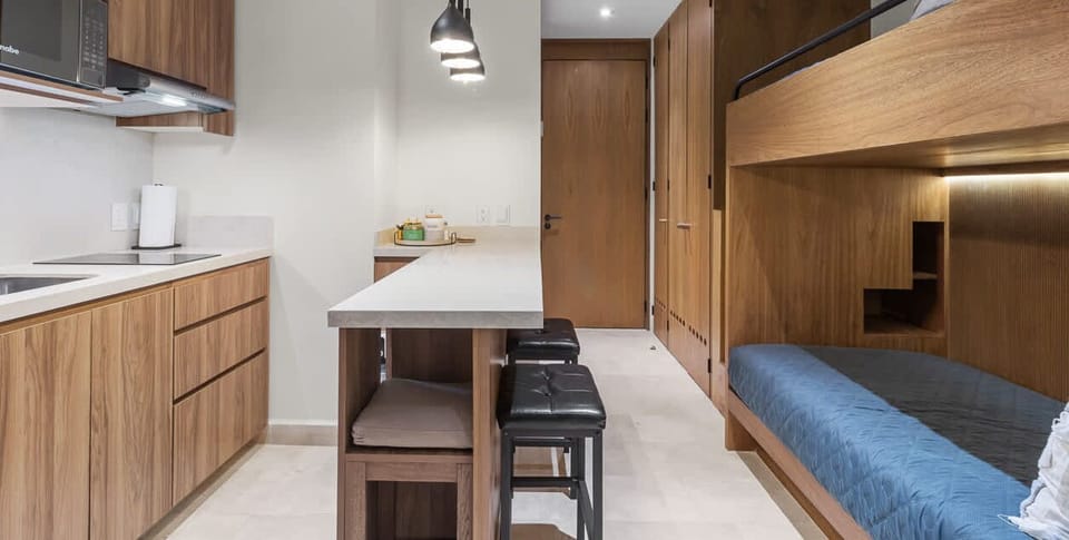 Kitchenette & Bunkbeds