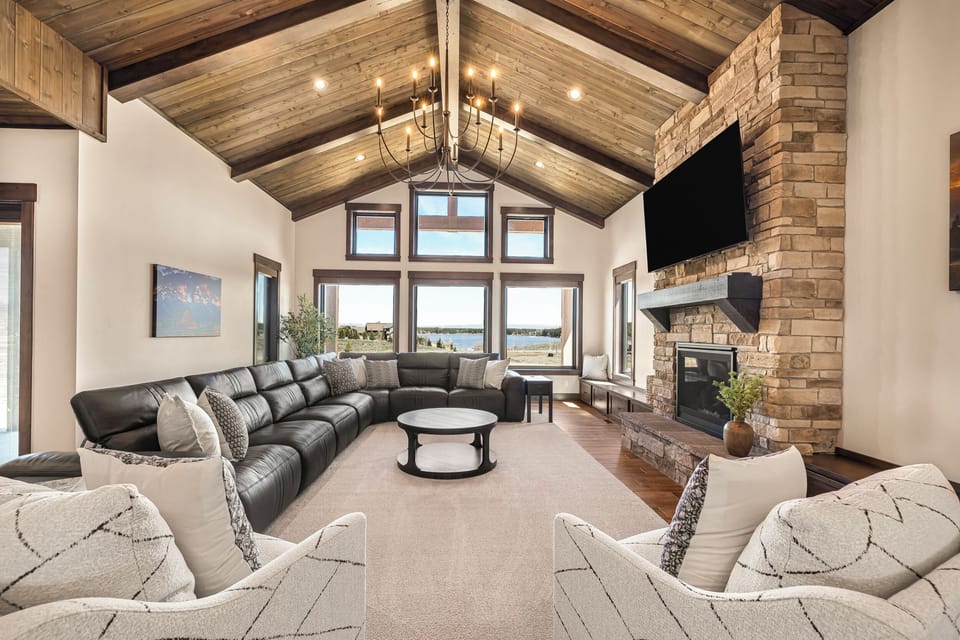 The Great Room with view of Island Park Reservoir. 