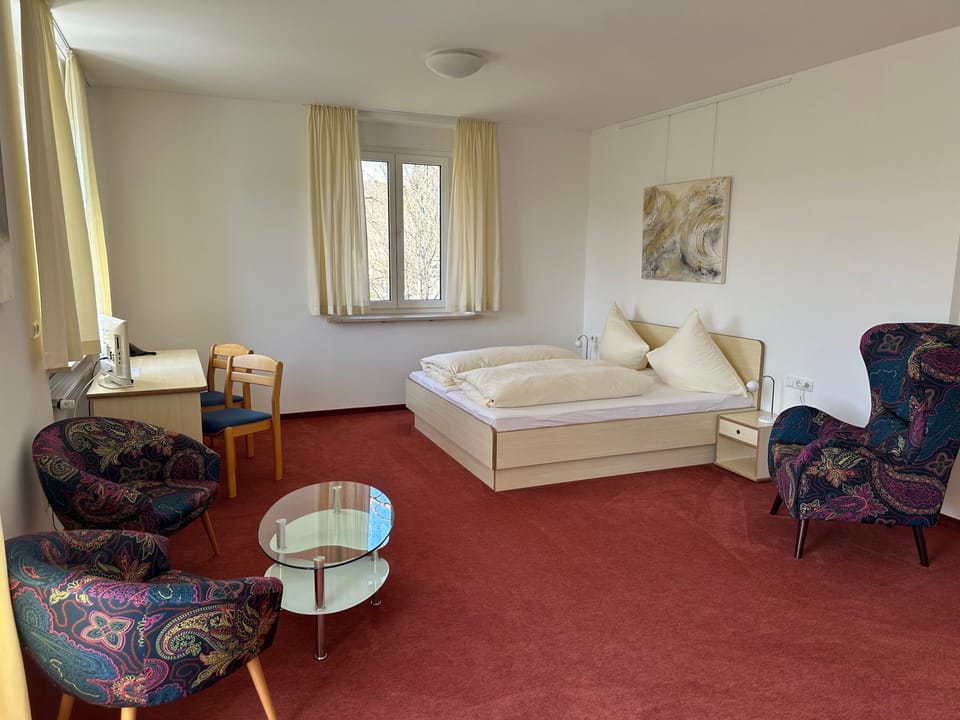 Comfort double room with balcony - GER House Apartment in Bavaria