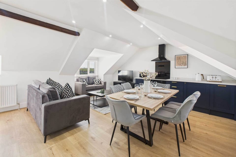 Admiral's View, Whitby - Host & Stay