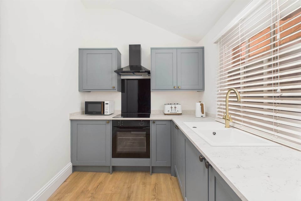 Captain's View, Whitby - Host & Stay