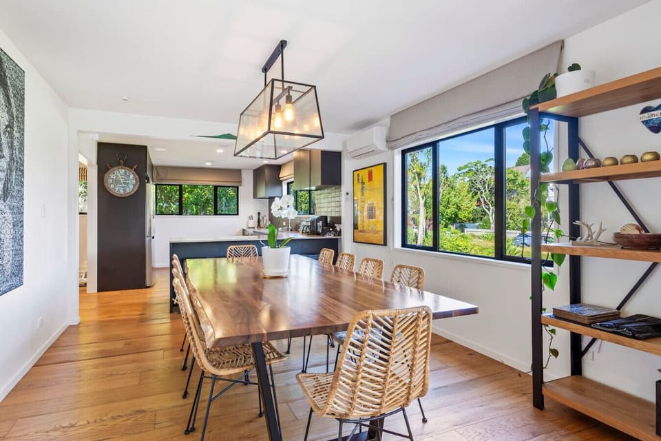 Open plan kitchen dining area