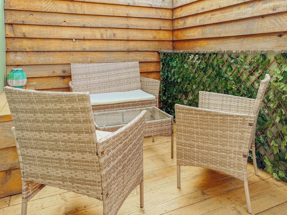 Sitting-out-area | Normanby House, Whitby
