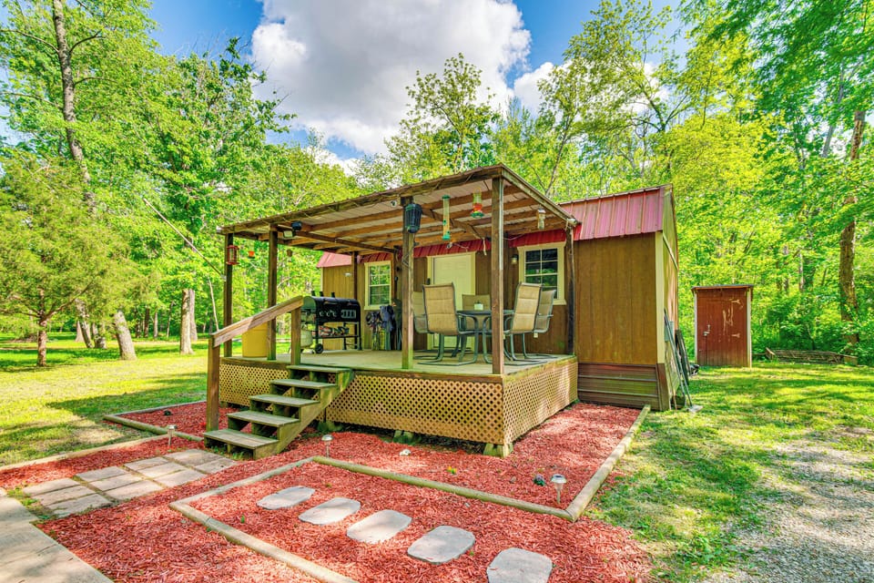 Johnsonville Vacation Rental | Studio | 1BA | 5 Steps to Enter | 400 Sq Ft