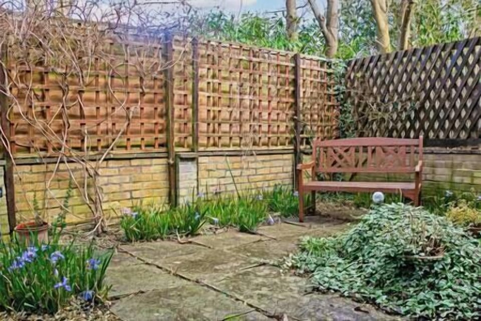 8d956c80 cf4d 45bb 9e77 c880aef5f926