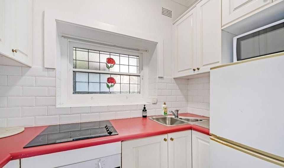 Functional kitchen for light cooking