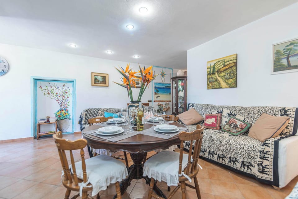 Living and dining room
