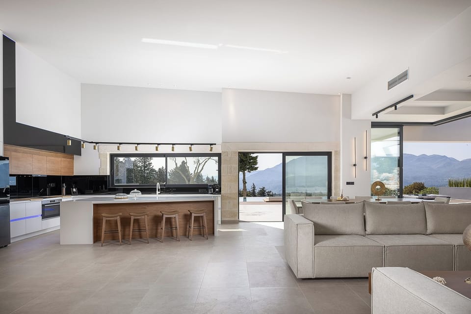All bedrooms feature the signature “VITTORE DI CONTI” self-care products, plush robes and slippers, and electric kettles with tea and coffee, to ensure a comfortable experience.