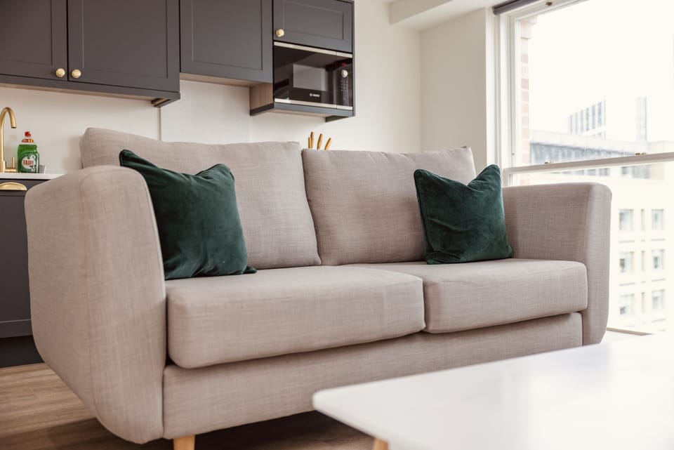 Living Room / Lounge