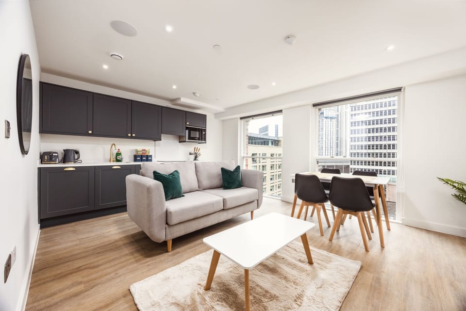 Living Room / Lounge