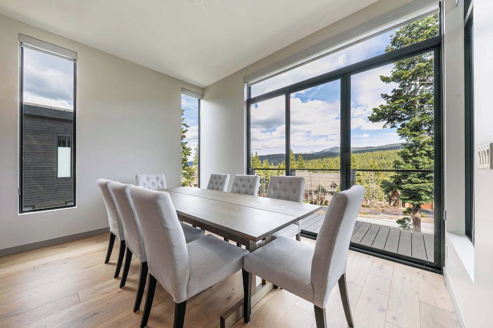 7470 Larkspur Ln Truckee CA-print-024-033-Interior-3302x2201-300dpi