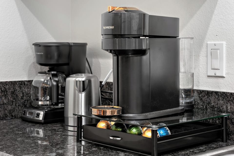 Coffee Station - Coffee lovers rejoice: Nespresso, drip & kettle ready