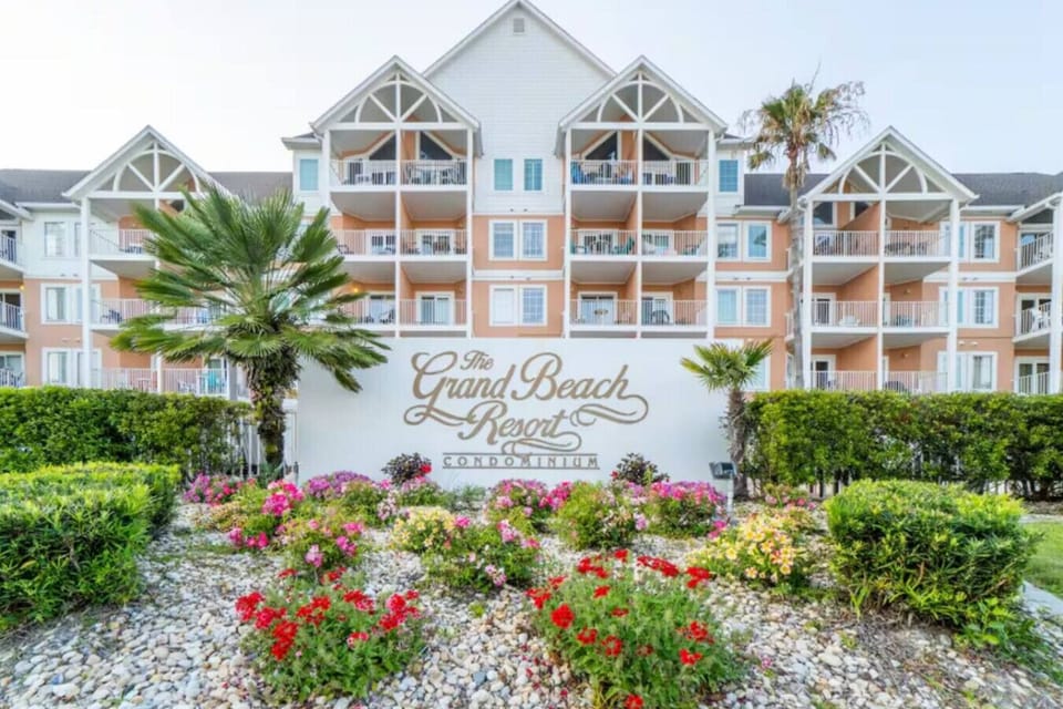 Grand Beach Resort
