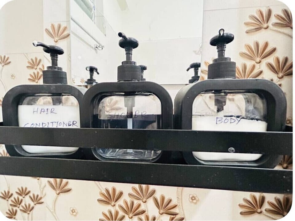 Bathroom amenities