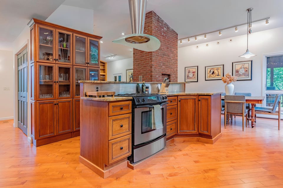 Beautiful Open Kitchen
