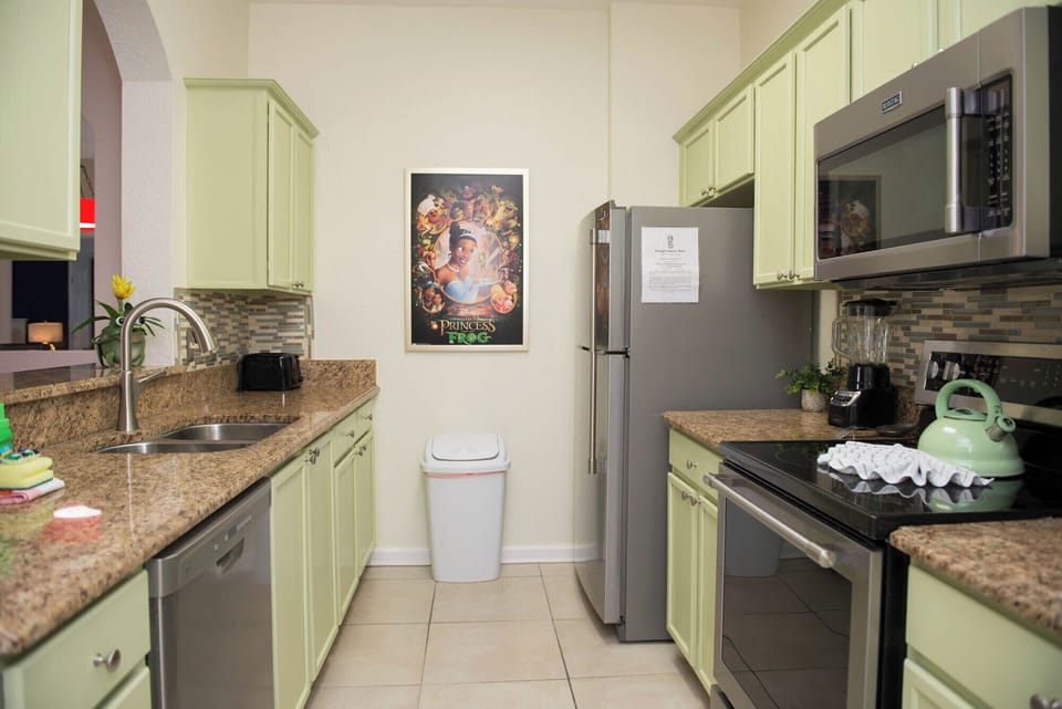 Kitchen 