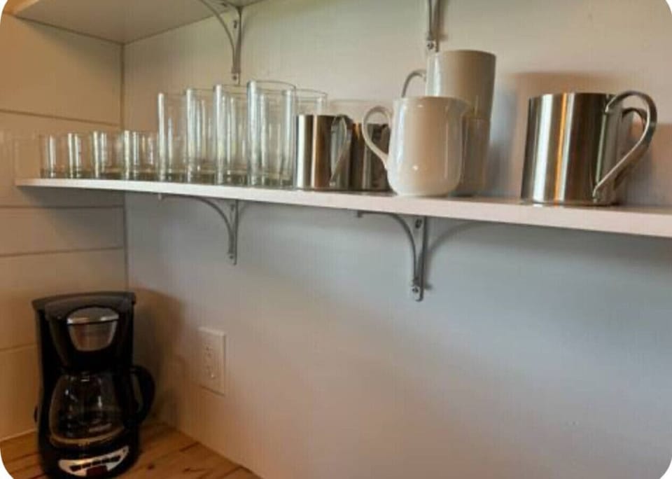 Need a morning cup of coffee? We have everything you need ready to go!