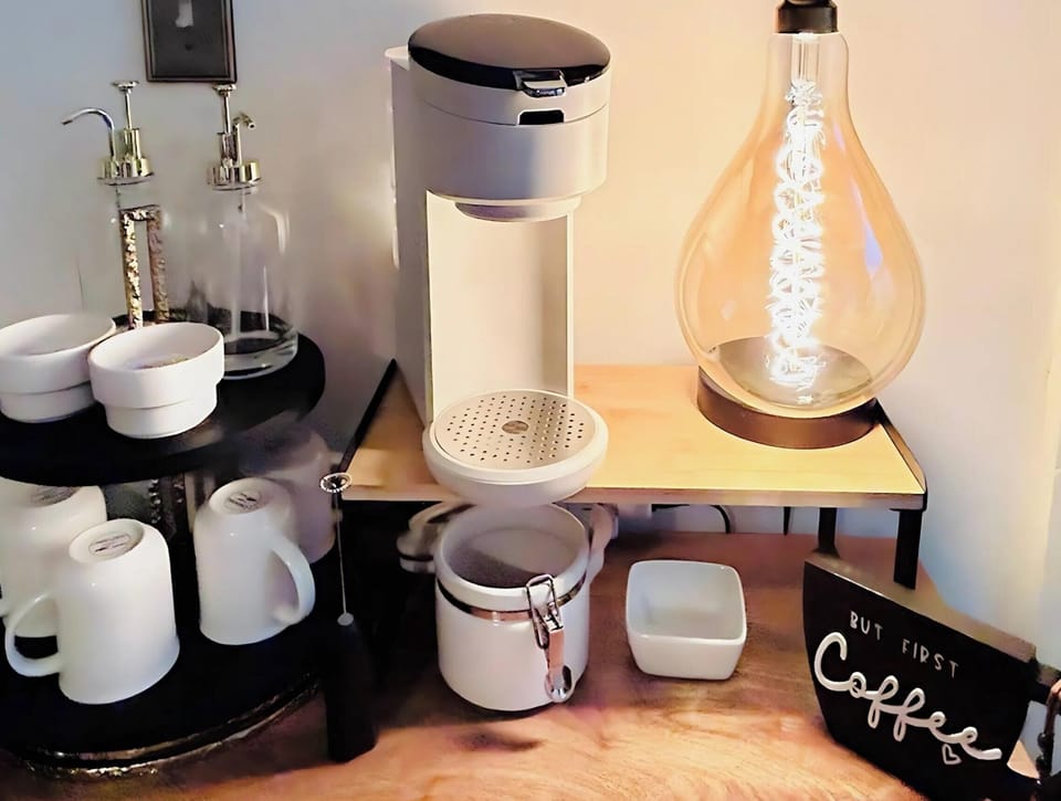 Chef-ready kitchen equipped for everything from casual bites to red-carpet-worthy feasts.

Features: 
Equipped with pans and kitchen wares
8-people silverware, dinnerware & drinkware
Coffee station
Gas stove
Air fryer toaster
Vintage refrigerator
