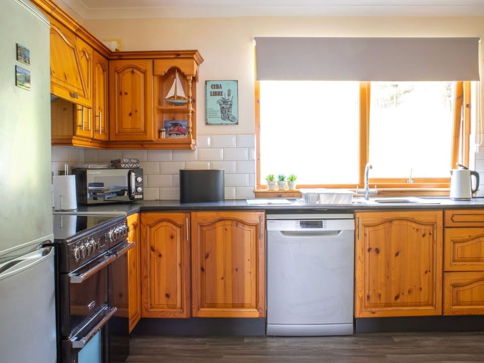 Wall, Facade, Home, Door, Cottage, Estate, Stone Wall, Sash Window, Villa, Farmhouse