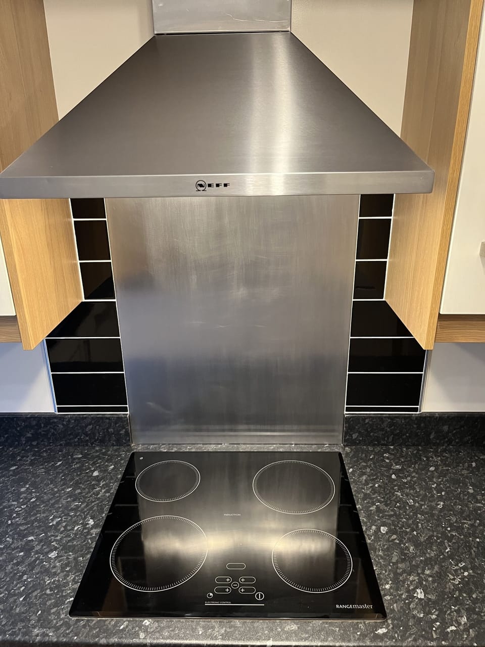 Modern Oven
