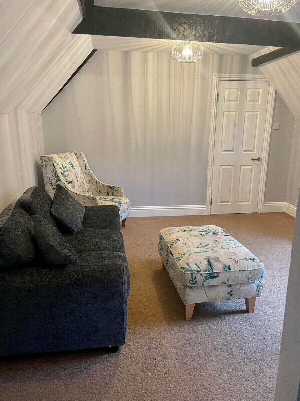 Lounge/Living Area