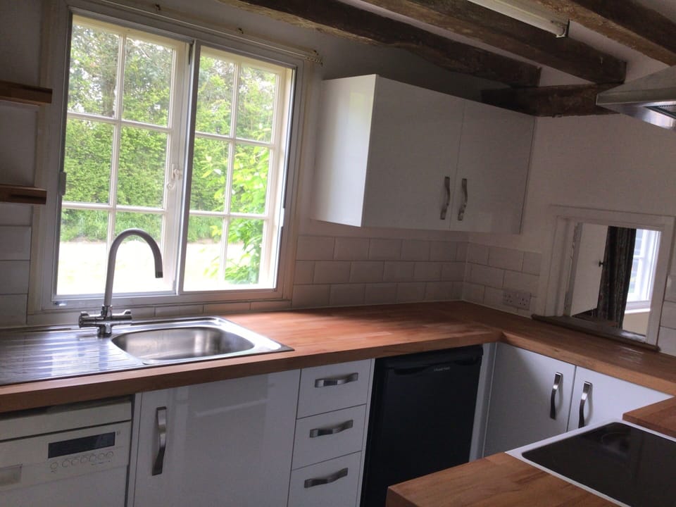 Kitchen with appliances 