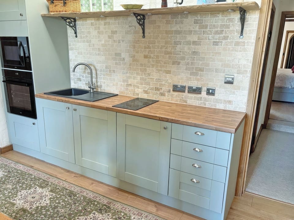 Kitchen | Meadow View Broadlea, North Green