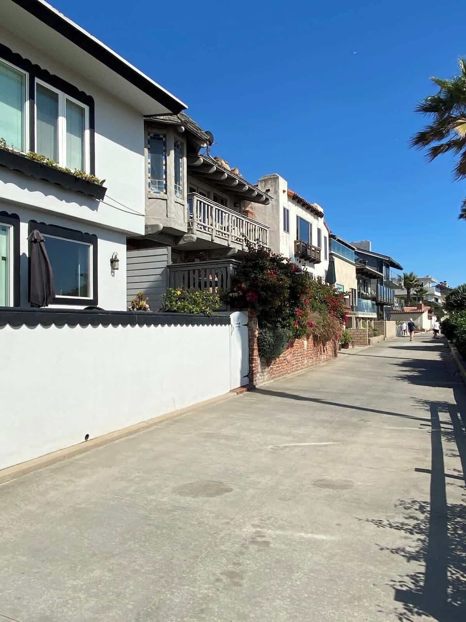 The Strand in front of the Apartment