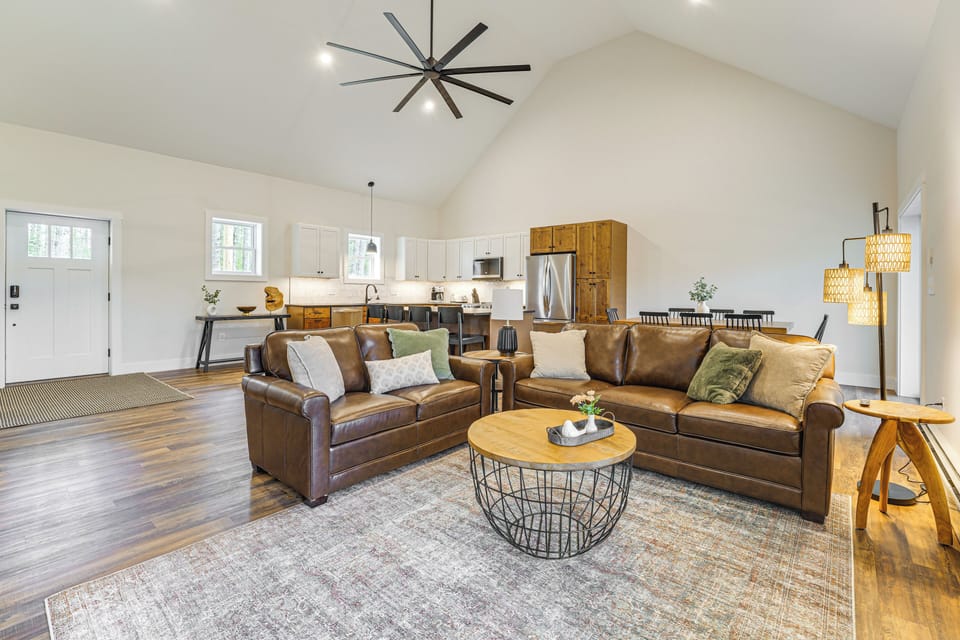 Living Room | Main Level | Central Heating | A/C Units | Free WiFi