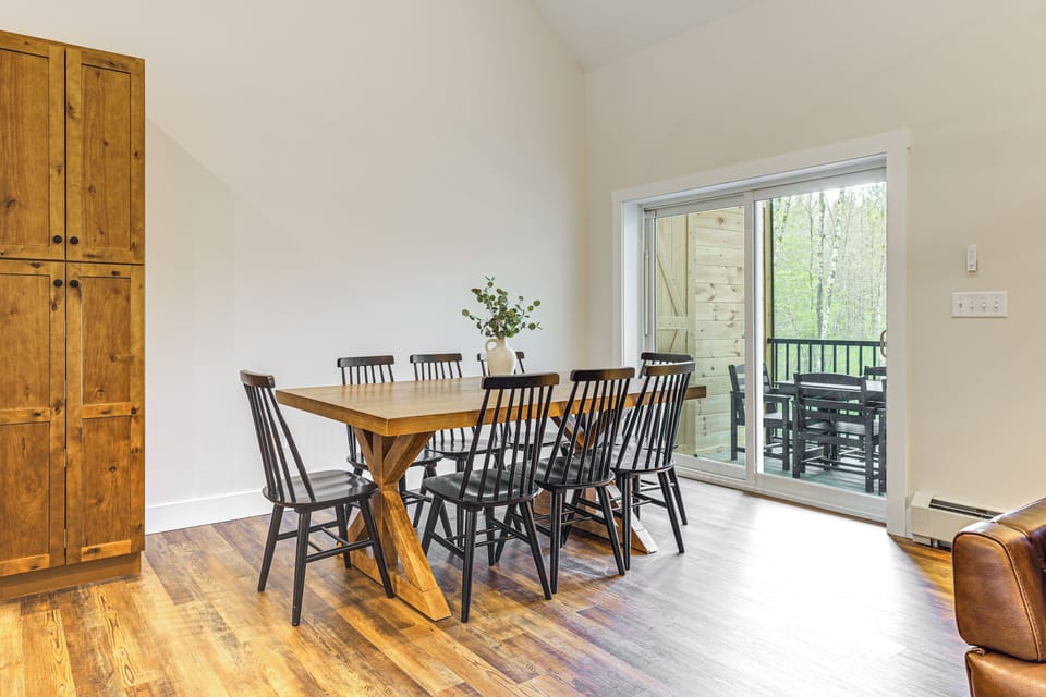 Dining Table | Main Level | Dishware & Flatware Provided