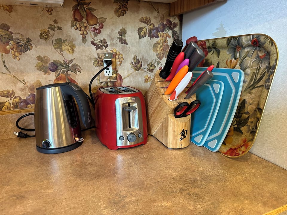 Full stocked kitchen